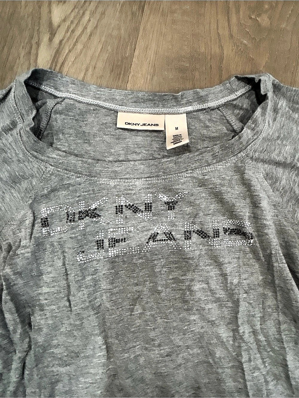DKNY Grey Rhinestone Logo T-Shirt Medium Y2K - Picture 2 of 4